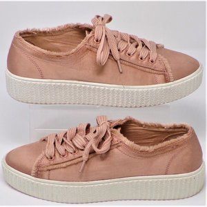 EXPRESS size 10 golden-beige satin athletic shoes